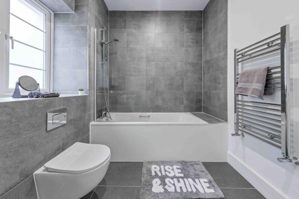 Holiday Home Sleep 8 Central London 9Elms Ngoại thất bức ảnh